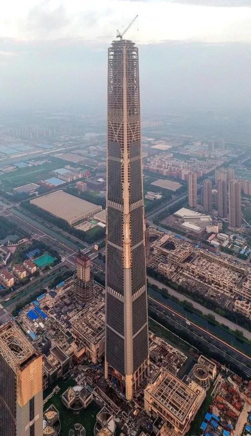 投资逾600亿元，596.5米中国结构第一高摩天大楼如今烂尾9年了