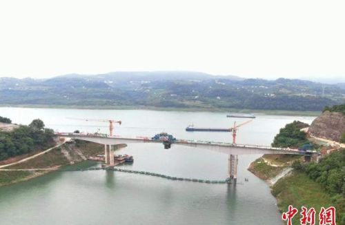 重庆万州三峡后续通镇（乡）公路升级改造工程全面贯通