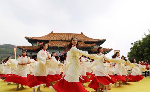 国家级非遗祀山大典在潍坊沂山举行