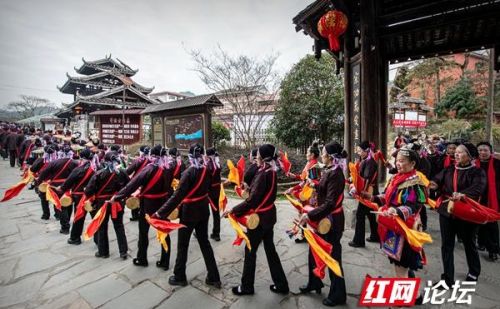 正月回娘家能有多大排面？通道侗乡：仪式感太足真让人羡慕