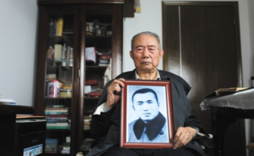 两位抗日名将结下娃娃亲，70年后两位后人才见面，感慨：这是奇迹