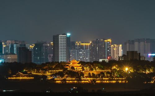 湖南区划调整优化，常德、岳阳二分益阳，长株潭合并晋级超大城市