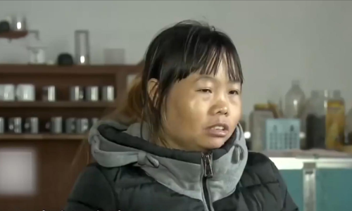 11年湖南光棍捡了个老婆，生了两娃后却突然失踪，调查发现不简单