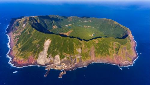 日本有7200多座岛屿，为何不开发无人岛，任其荒废，原因很无奈