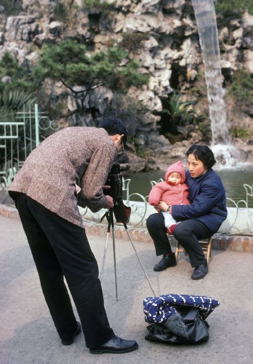 太令人怀念了！一位法国摄影师眼中，1970年代的上海