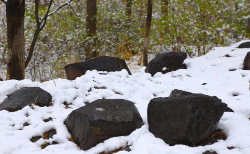 北京这里下雪啦！今天最低温仅8℃，下周一气温还会暴跌！