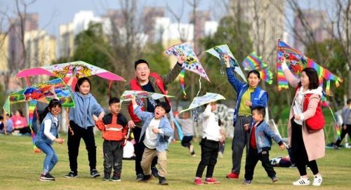 清明节将至，除了祭祖扫墓，你们当地还有哪些风俗习惯？