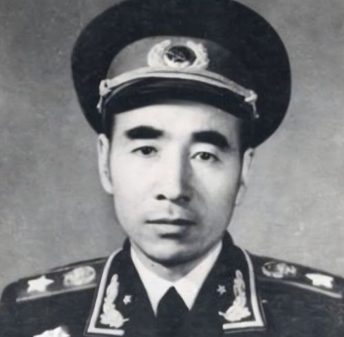 罗荣桓不建议林彪担任国防部长，多年后毛泽东感叹：罗有先见之明