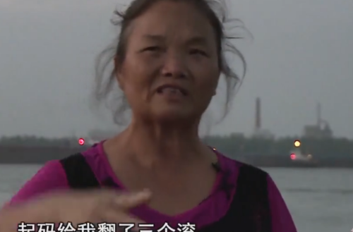 2014年，湖北大妈在长江游泳睡着，10小时后已经从湖北漂流到江西