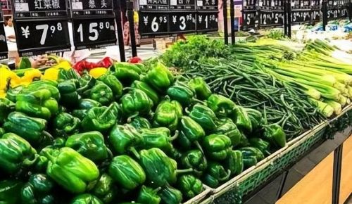 菜市场、超市里尤其要注意这3种蔬菜，虽然价格实惠，但风险高