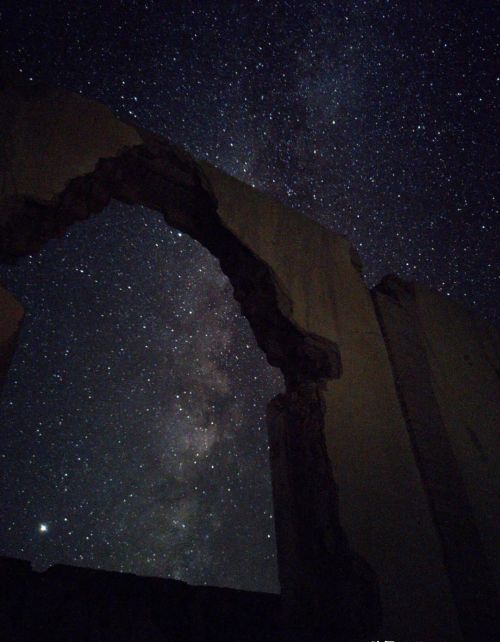 青海甘肃有条绝美的自驾路线，沿途风景奇特壮观，仿佛进入外星球