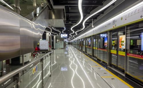 中国最拥挤的10个地铁站：广州体育西路第1，成都、重庆各上榜1站