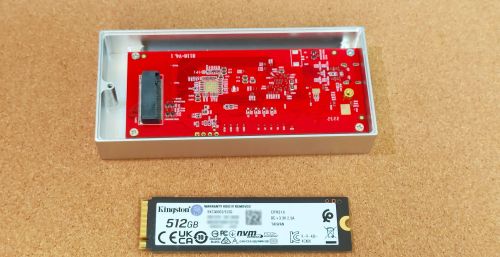 尤大师HP8-C3 USB4硬盘盒实测金士顿KC3000 500GB测速分享