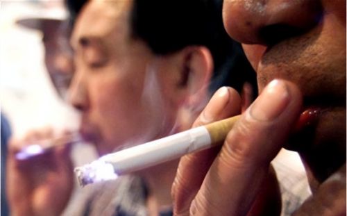 中国邮政要开始卖烟了？香烟零售格局有变，烟民花销又要上涨了？