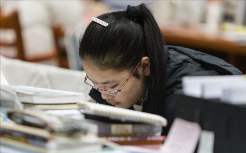 江苏省高考女状元，遭到多所985名校拒绝录取，成为“最惨状元”