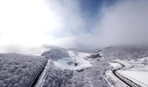 杭州滑友注意！比临安桐庐近、江浙沪亚布力的南方最大滑雪场开滑