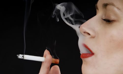 这4种烟很“伤身”，烟瘾再大也不能这样抽，老烟民：咋不早说？
