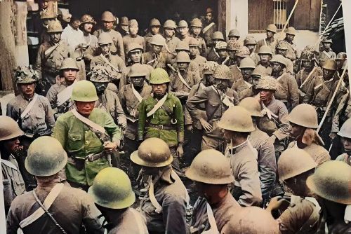 抗战时期，为何国军总打不过日军？当年的真相是什么？