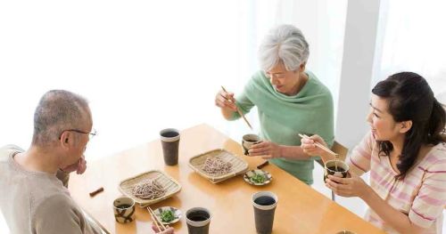 中老年人饮食要讲究：常吃“6种食物”，营养充足，比吃保健品好