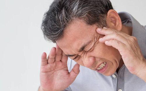 苯甲酸利扎曲普坦片是治疗偏头痛的首选药物，科学服用注意4点