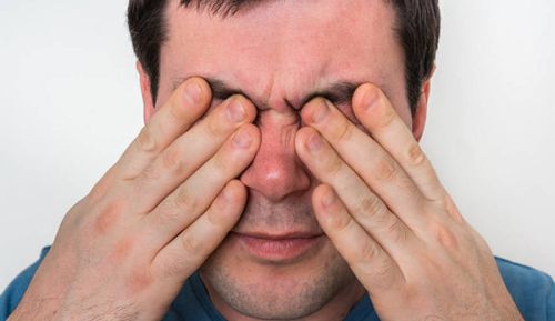 偏头痛连着一侧眼睛也疼是怎么回事？该怎么缓解？