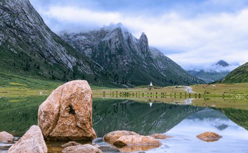 那些令人称赞的川西十大美景，看看你去过几个？