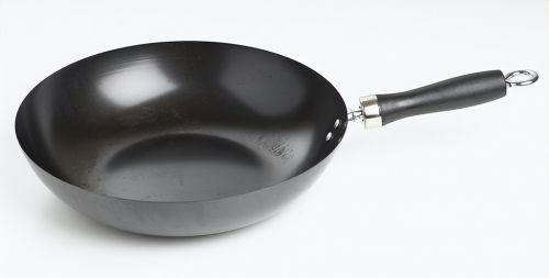 为什么你家的炒锅总是粘锅？炒锅的材质尺寸怎么选？你会开锅吗？