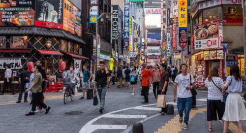 不知好歹！日本需6.8年收入才能买房，竟然不愿生育