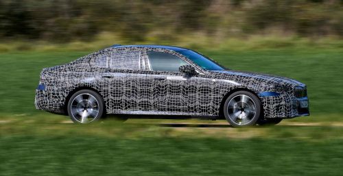 10月海外上市 全新BMW 5系/i5将于5月24日发布