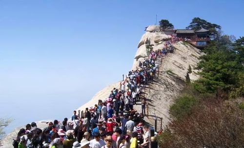 大唐芙蓉园免票3年恢复收费背后：西安旅游景区仍然依赖门票收入