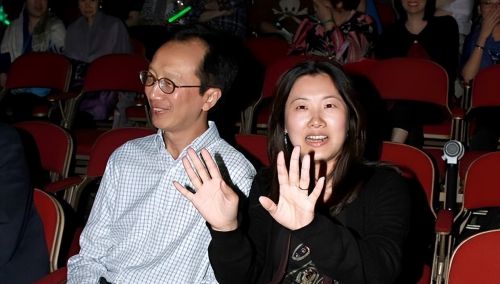 香港财神爷梁锦松，给祖国狂赚3万亿，如今为生4胎花99亿买下医院