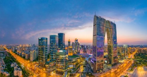 中国十强城市崛起，上海第一，成渝双城上榜
