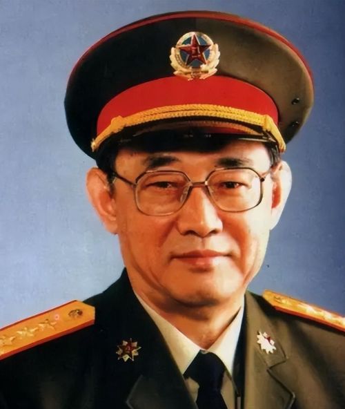 王瑞林：邓小平的秘书，60岁官至副国级，64岁升上将，享年89岁