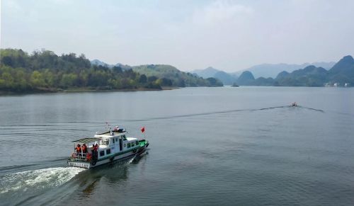 贵阳百花湖：绿水长流生态美