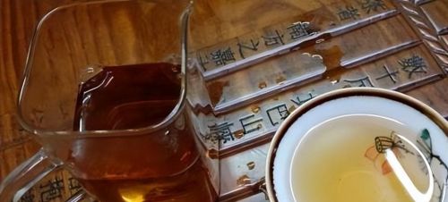 上了年纪的人，反而不能喝茶养生？提醒：这3种茶真的别喝了
