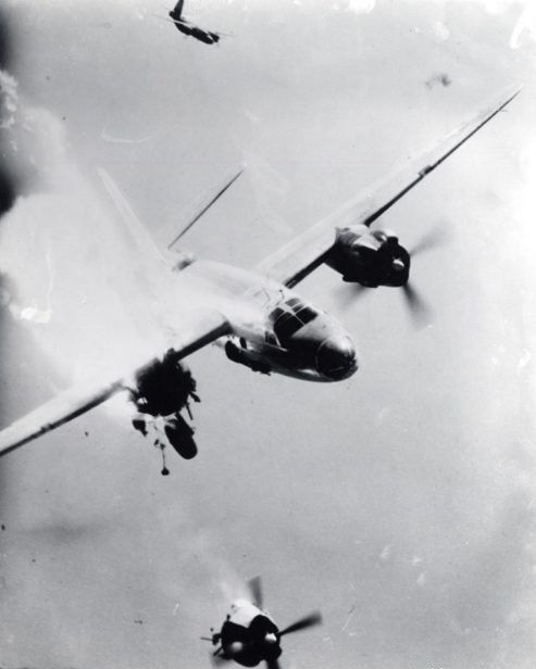 饱受战火蹂躏的战鸟——25幅未能返航轰炸机的最后影像