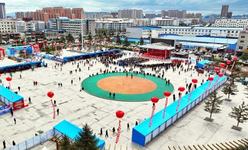 珲春2023春季房交会开幕，2270套精品房源集中亮相