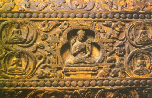 浅谈11至14世纪夏鲁寺般若佛母殿绘塑的发展历程