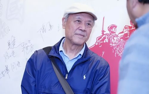 83岁了还坚持打卡上班，现在的演员，要都像达式常一样，该多好？