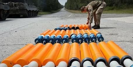 乌克兰已经收到“贫铀弹药”，有成千上万这样的炮弹！