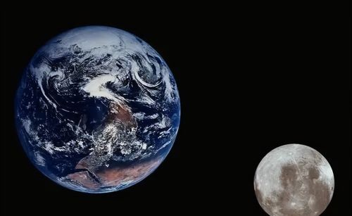 ChatGPT问答：失去月球后，地球会怎么样？会导致生物灭绝吗？