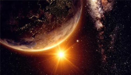 太阳的表面温度有5500度，地球都晒热了，为何地日间太空却冰冷？