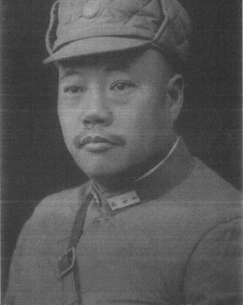 1935年，日本人将宋哲元拉下主席之位，转身就和宋哲元他交好