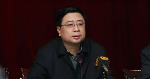 市长情妇狂贪6359万被判死缓，宁被枪毙，也不交出不义之财