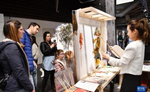 意大利举办国际手工艺展览会 中国手工艺受关注