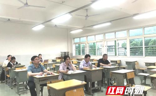 株洲市四中开展青年教师教学竞赛选拔赛