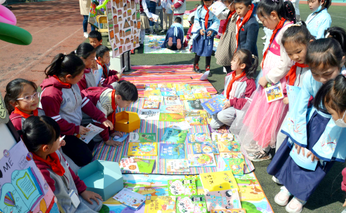 书香溢校园 淘书欢乐多——太原仁杰小学开展第五届校园读书节活动