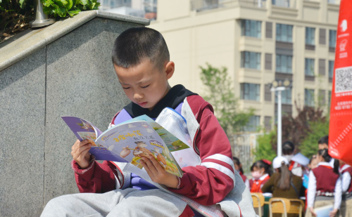 书香溢校园 淘书欢乐多——太原仁杰小学开展第五届校园读书节活动