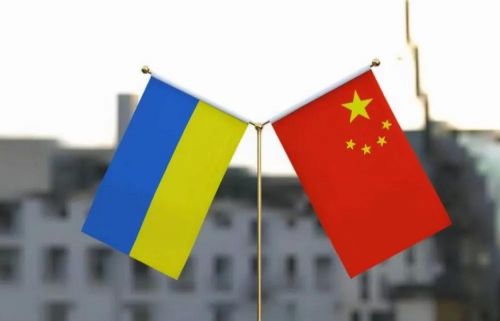 中国元首刚跟乌克兰总统通完电话，一天内，俄乌美三方都有所行动