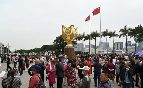 香港全力备战“五一”黄金周，港媒：预计约461万人进出香港